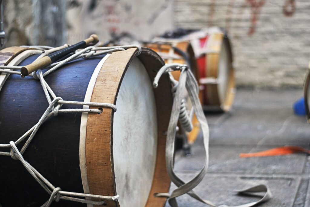 What Are The Benefits Of Taking Drumming Lessons?